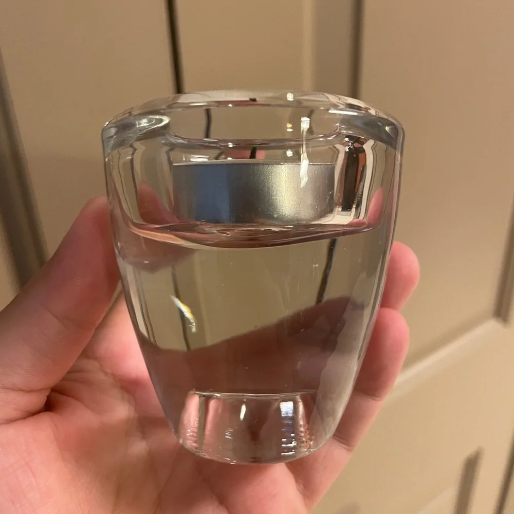 Glass candle holder
